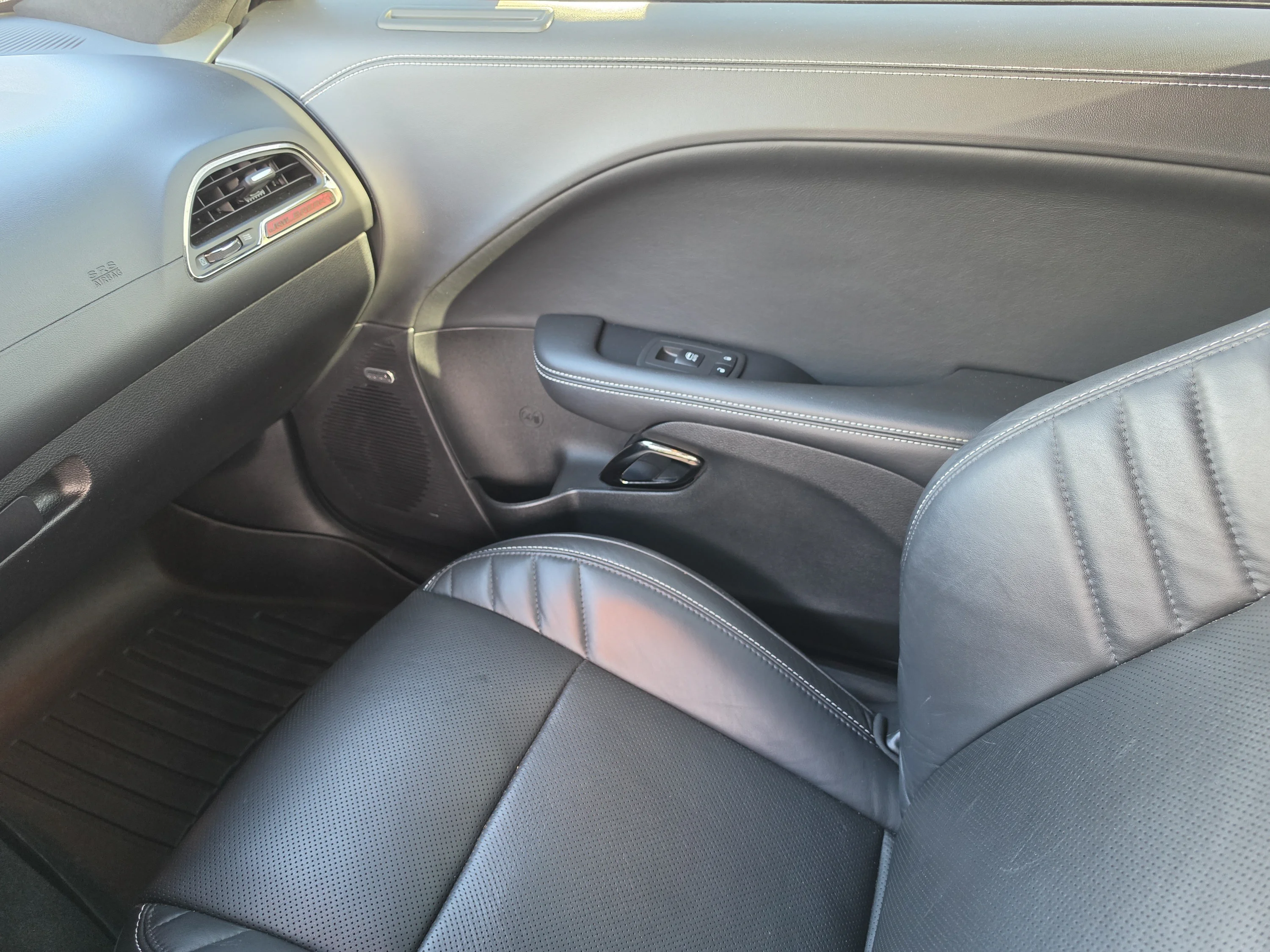 Used 2023 Torred Clearcoat Dodge SRT Hellcat Jailbreak image 22