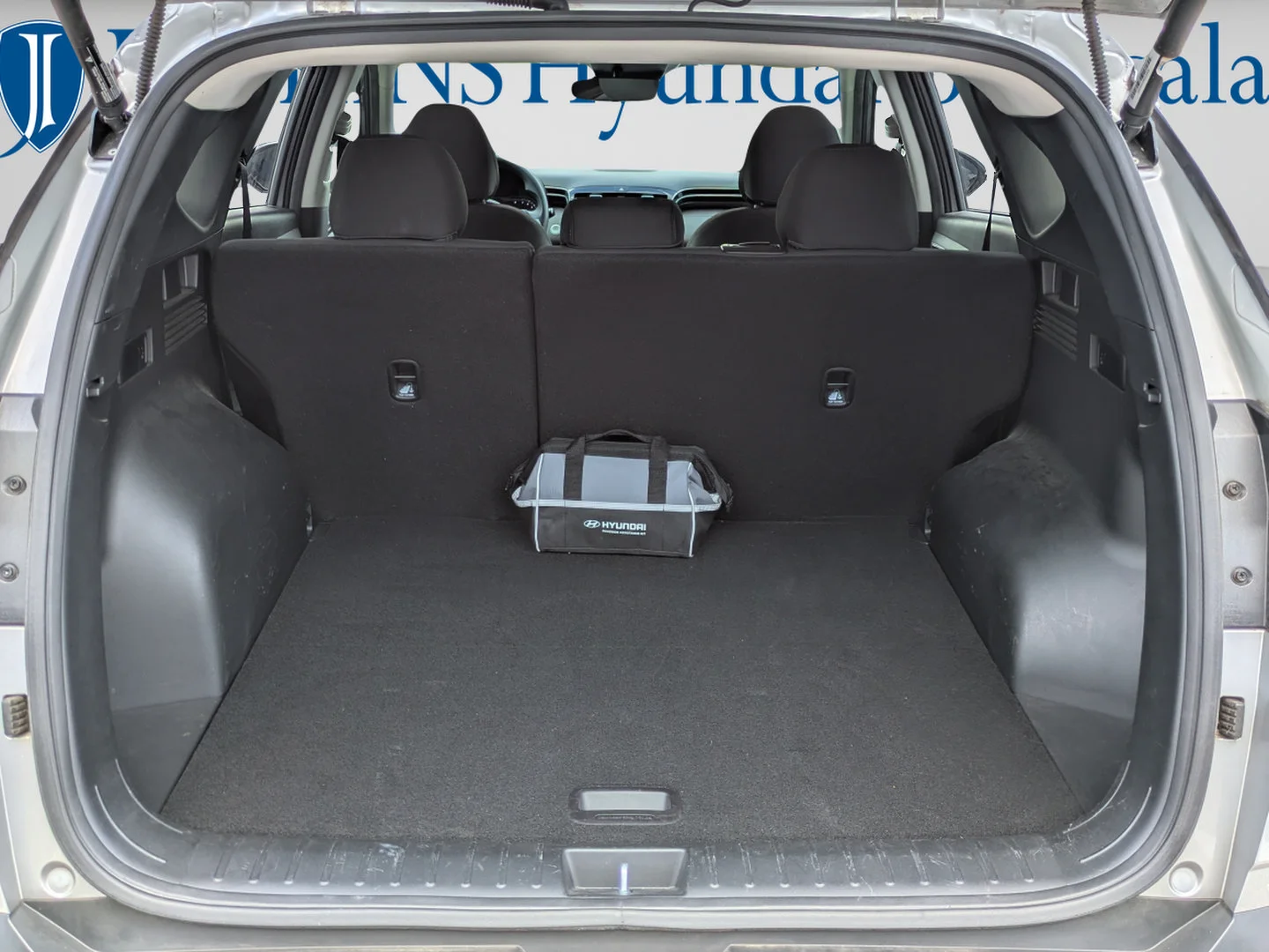 Used 2022 Shimmering Silver Hyundai SEL image 12