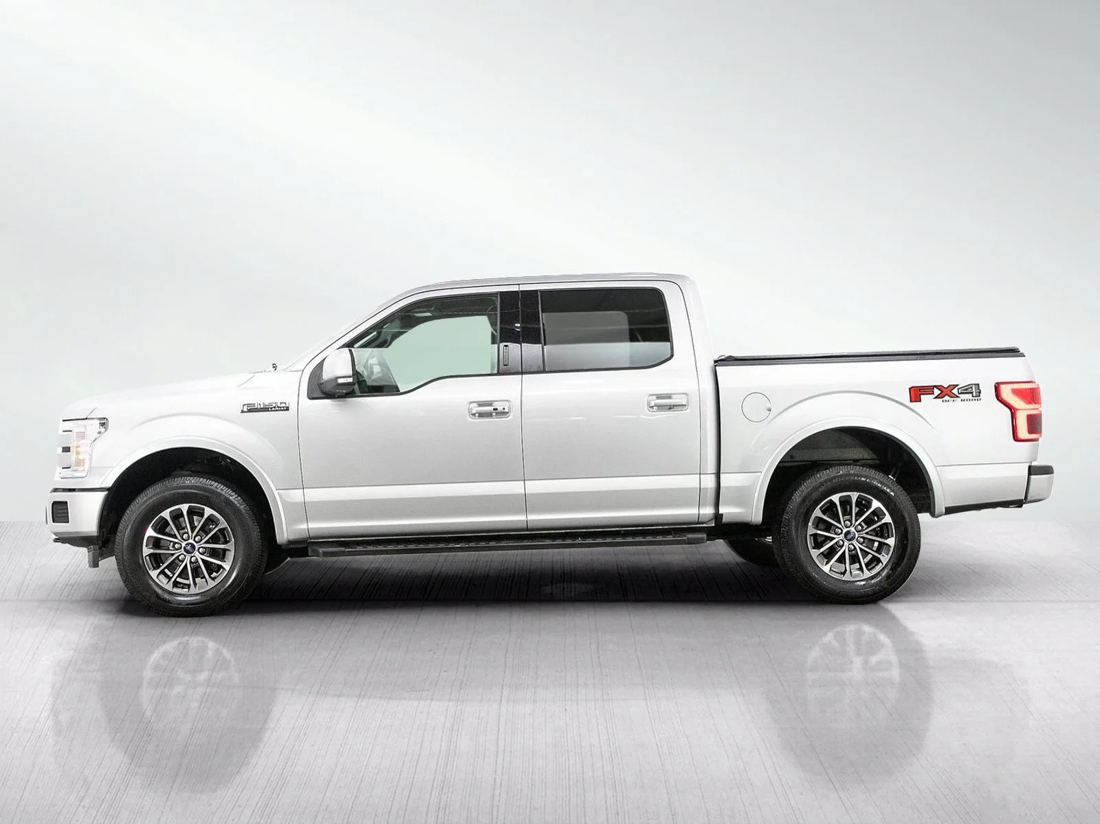 Used 2019 Ford F-150 Lariat with VIN 1FTEW1E46KKD72777 for sale in Burnsville, Minnesota