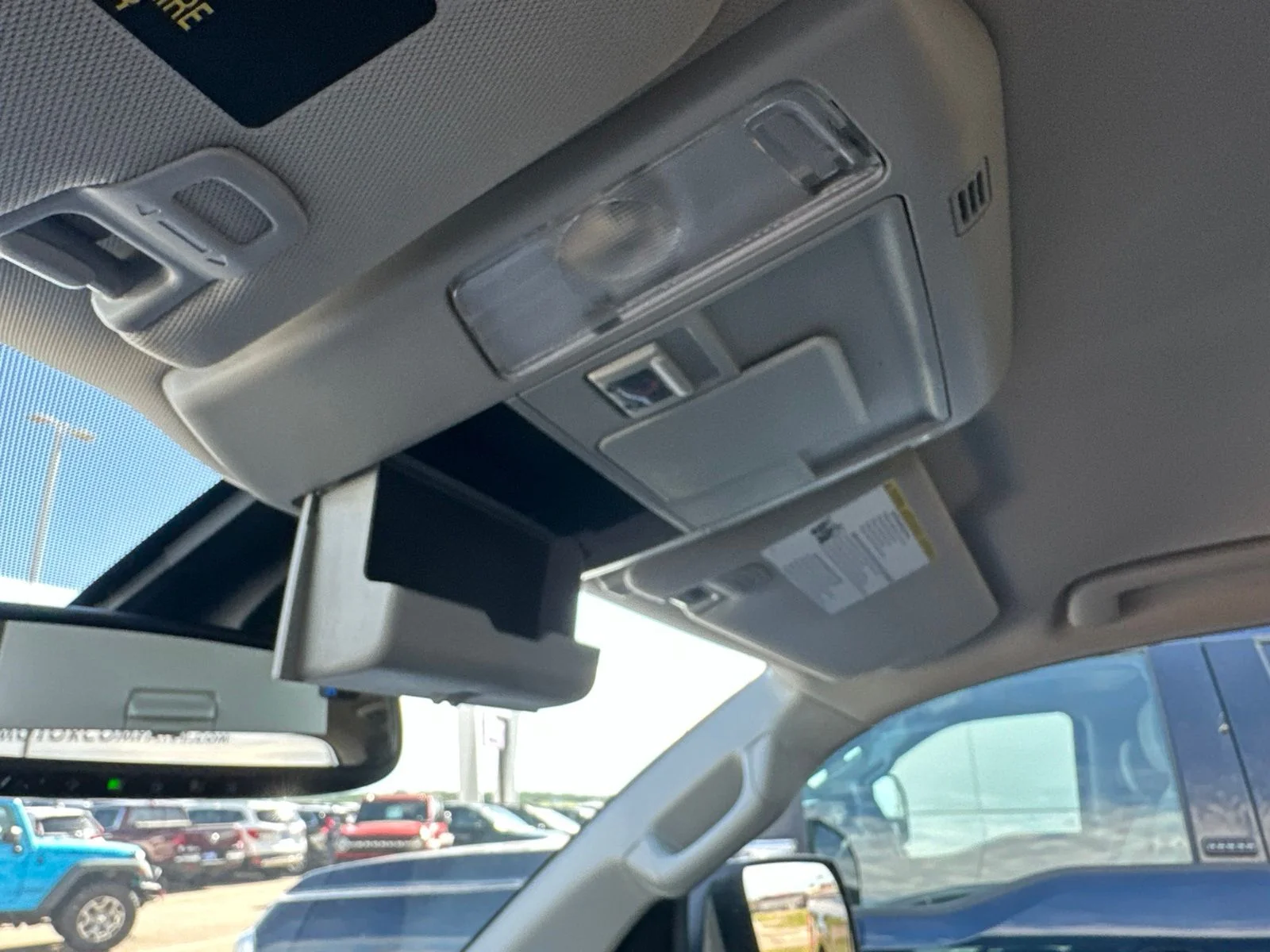 Used 2020 White Toyota SR5 image 71