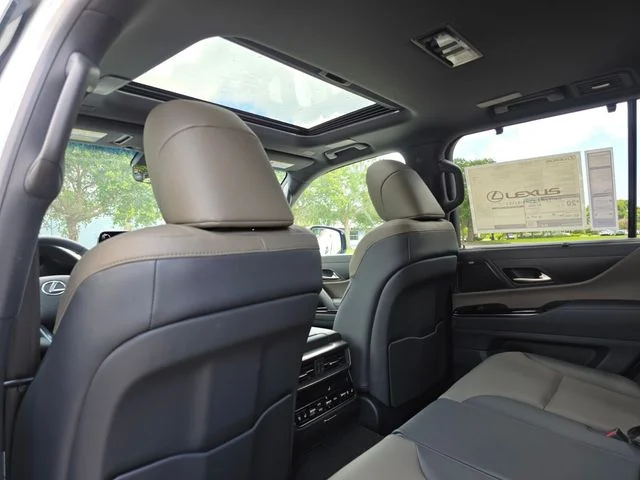 2026 Lexus LX 700h Overtrail - Photo 20