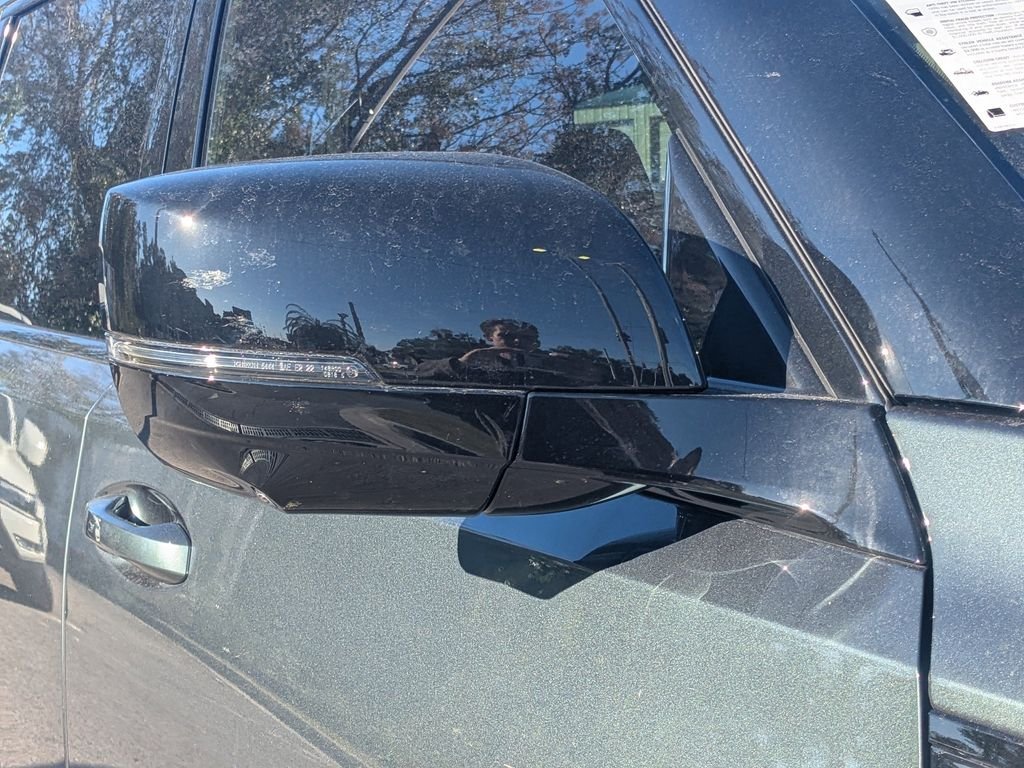 2025 Nissan Armada PRO-4X - Photo 9