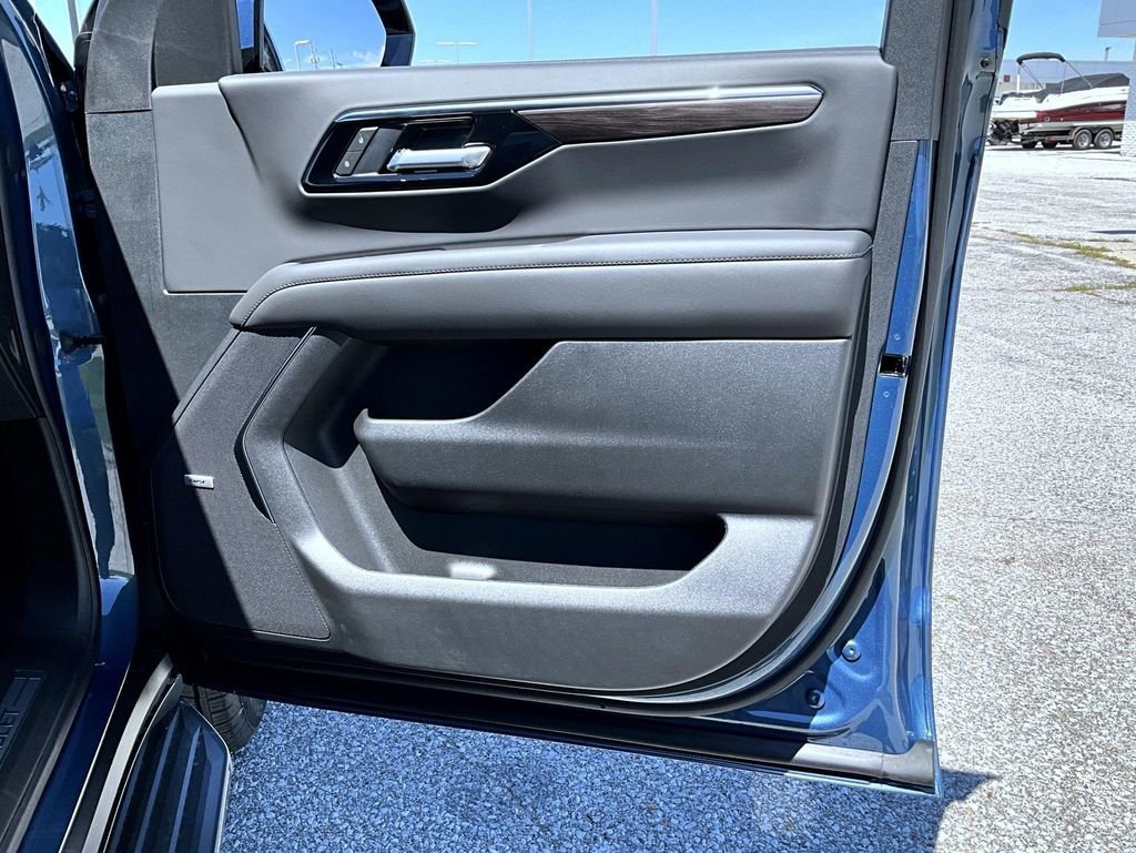 2026 Chevrolet Tahoe LT - Photo 16
