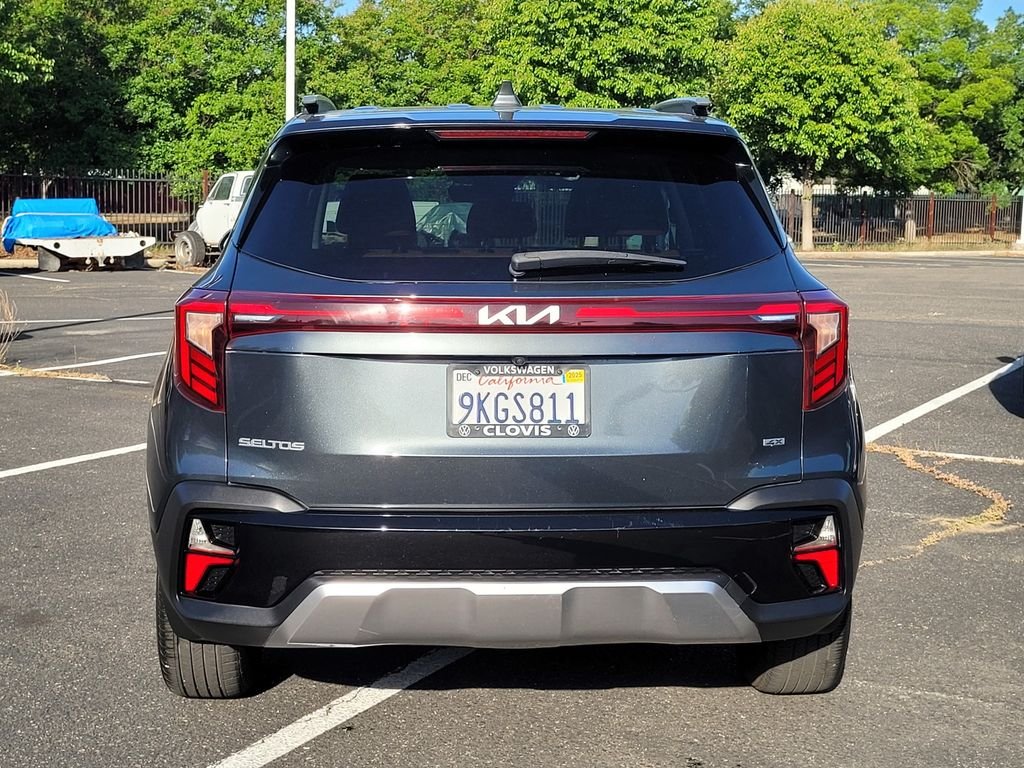 Used 2024 Gray Kia EX image 7