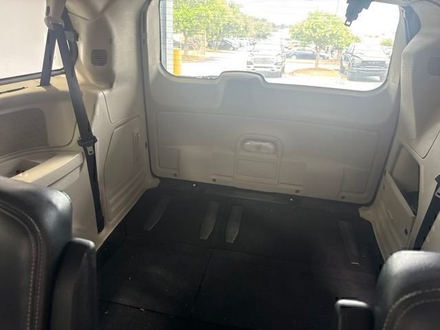 Used 2013 Blue Chrysler Touring-L image 20