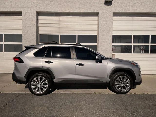 2024 Toyota RAV4 XLE Premium AWD's photo