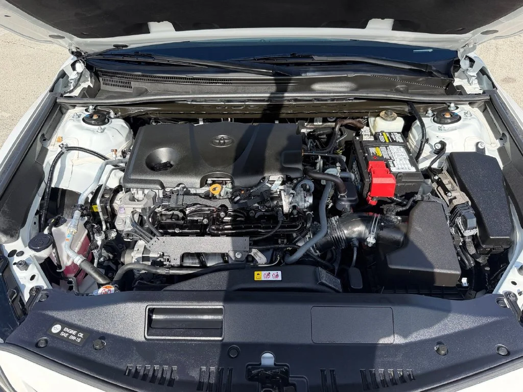 Used 2023 White Toyota SE image 19