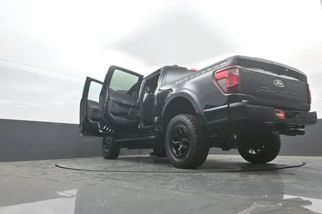 New 2026 Black Ford XLT image 39