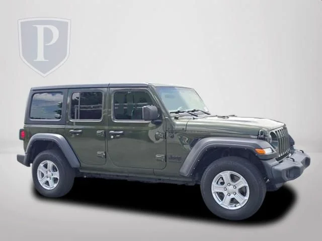 Used 2022 Green Jeep Unlimited Sport S image 2