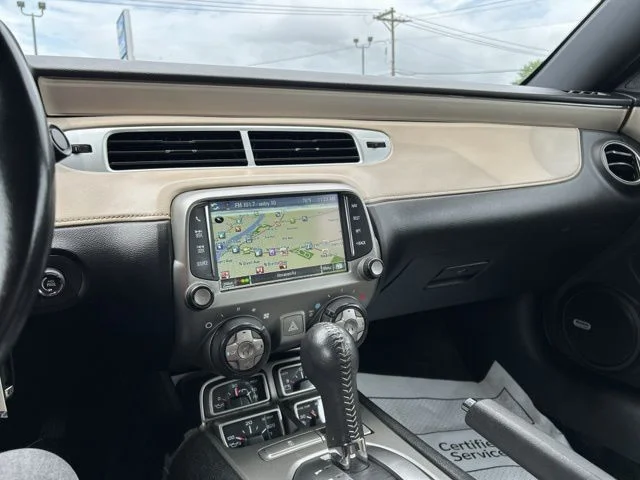 Used 2015 Black Chevrolet 2LT image 31