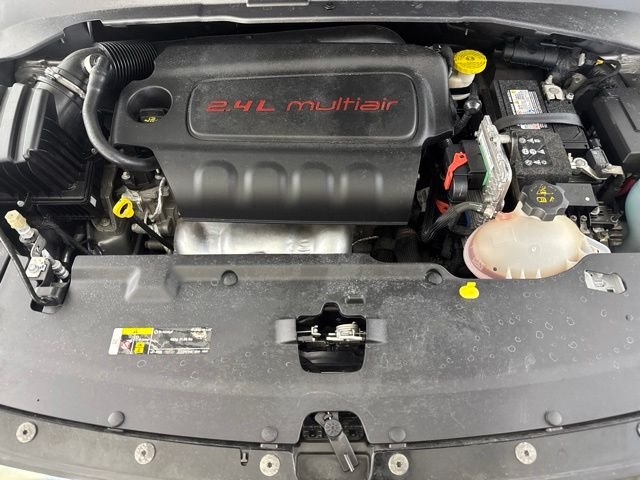 Used 2022 Silver Jeep Limited image 17