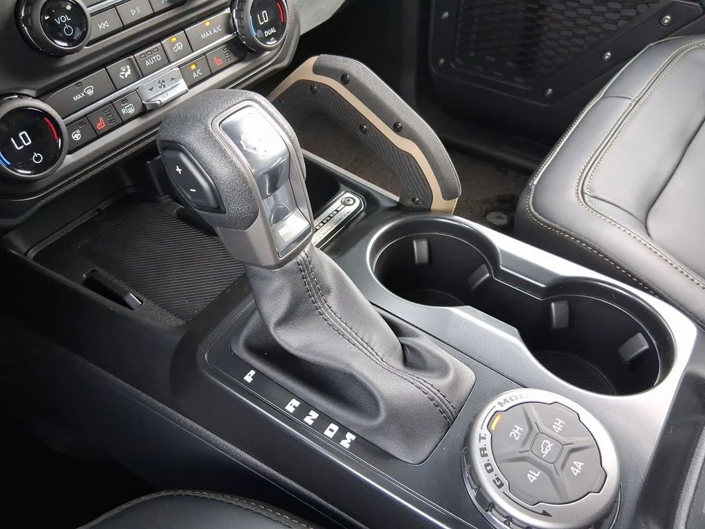 New 2026 Carbonized Gray Metallic Ford Badlands® image 22
