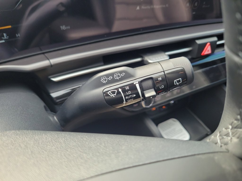 New 2026 Glacial White Pearl Kia SX Prestige image 30