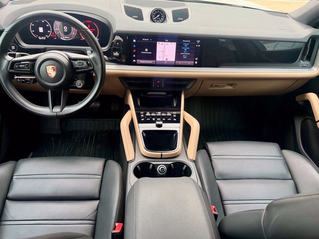 Used 2024 White Porsche Base image 7
