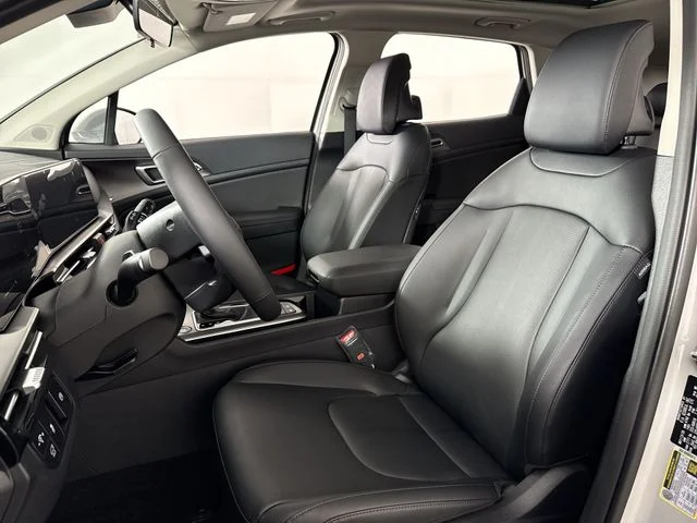 New 2026 Wolf Gray Kia EX image 11