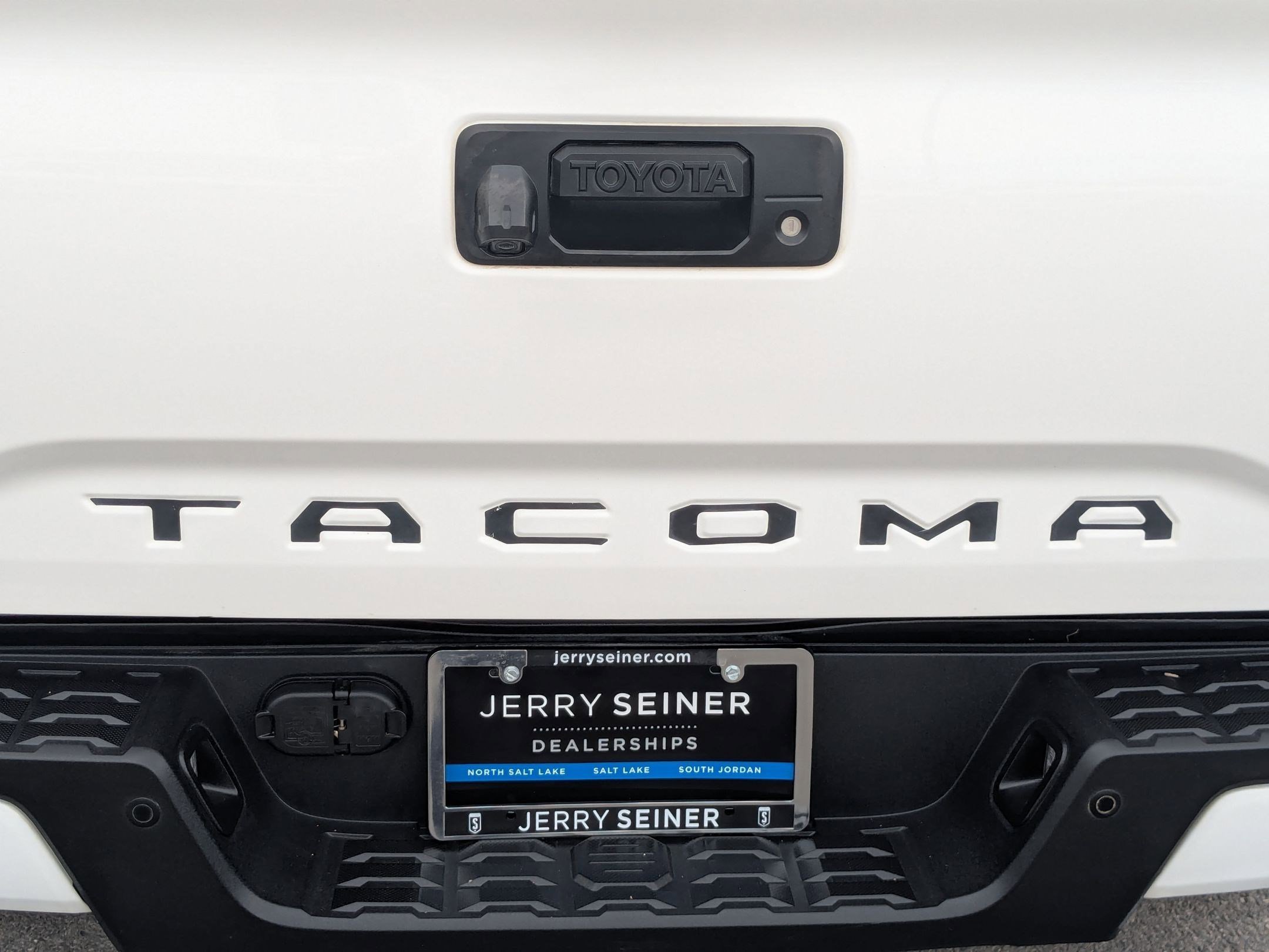 Used 2021 Super White Toyota TRD Off Road image 14
