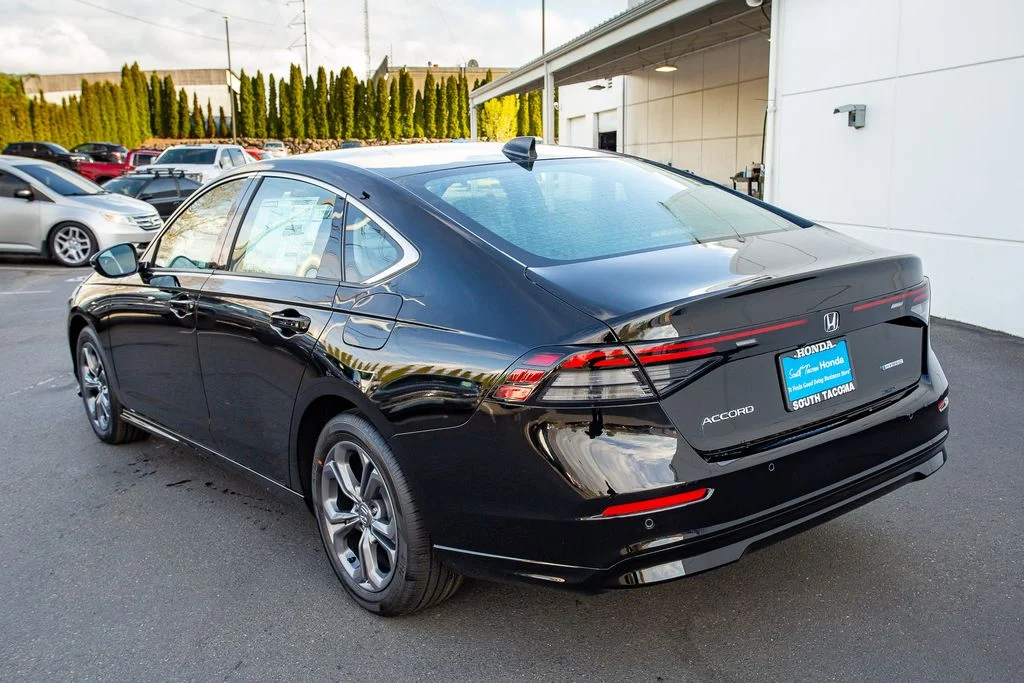 New 2026 Crystal Black Pearl Honda EX-L image 8