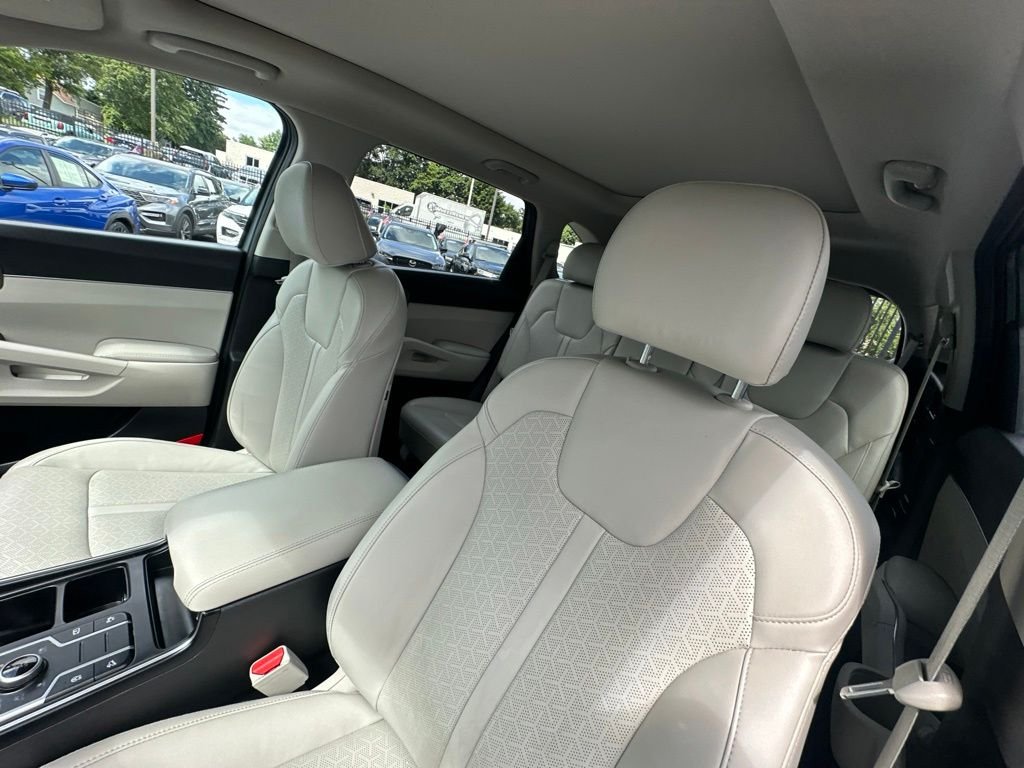 Certified Used 2023 Silver Kia X-Line S image 11