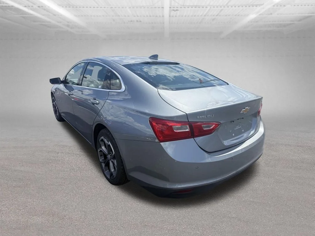 Used 2024 Gray Chevrolet LT image 10