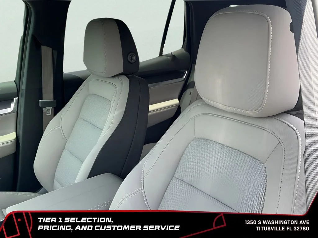 New 2026 Sterling Metallic GMC Elevation image 20