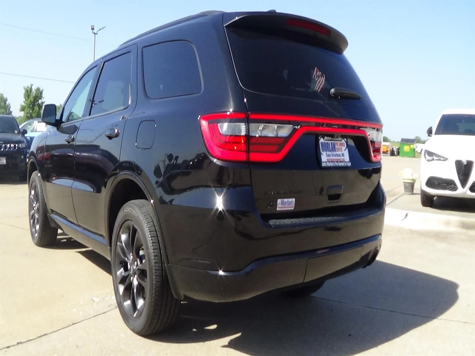 Certified Used 2024 Diamond Black Clear Coat (pxj) Dodge SXT Plus image 8