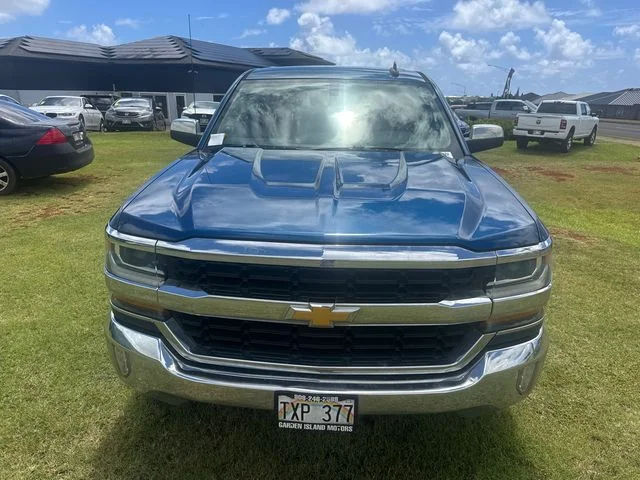 Used 2019 Blue Chevrolet LT image 2