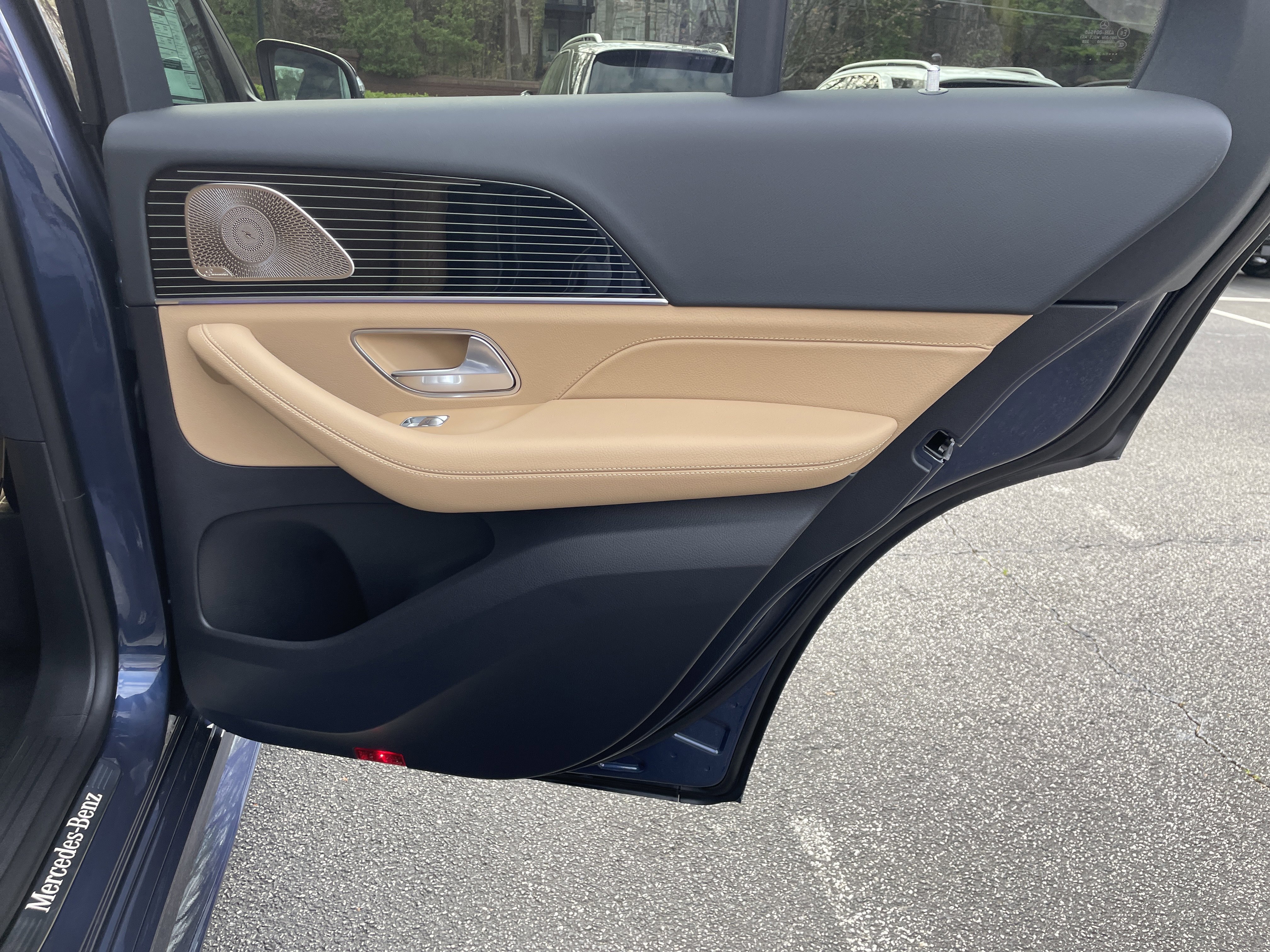 New 2026 Twilight Blue Metallic Mercedes-Benz GLE 450 4MATIC® SUV image 38