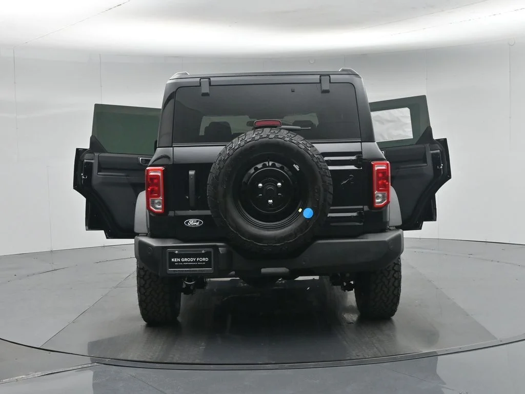New 2026 Shadow Black Ford Big Bend image 31