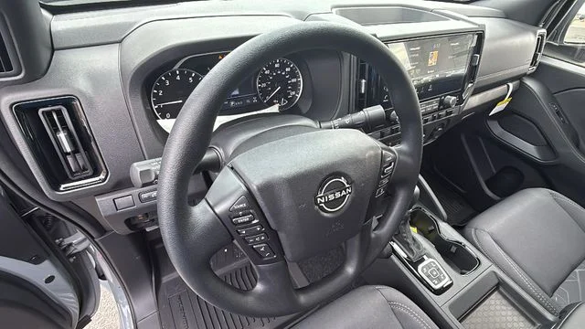 2026 Nissan Frontier SV - Photo 10