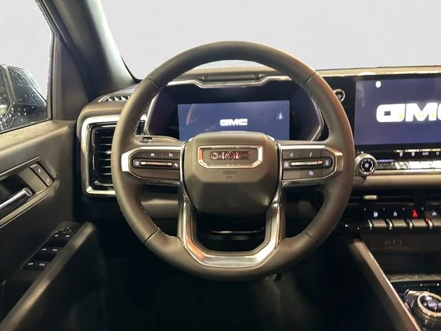 New 2026 Onyx Black GMC Elevation image 13