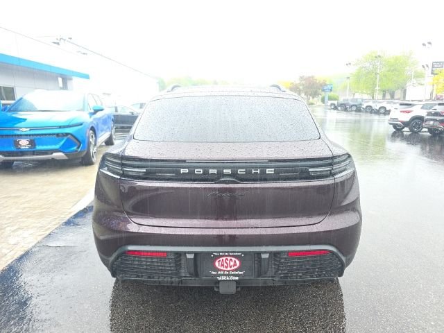 Used 2025 Porsche Macan Base with VIN WP1AA2XA3SL001801 for sale in Woonsocket, RI