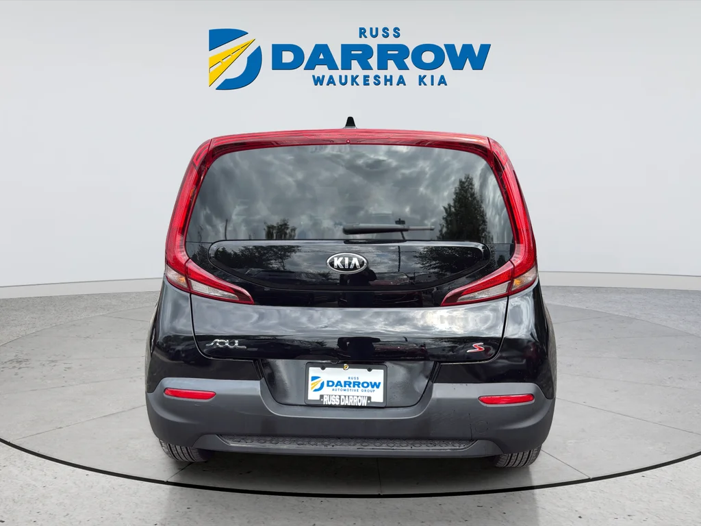 Used 2021 Black Kia S image 4