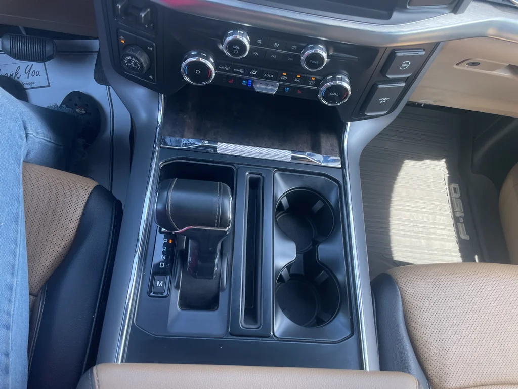 Used 2023 Star White Ford Lariat 4X4 Hybrid image 29