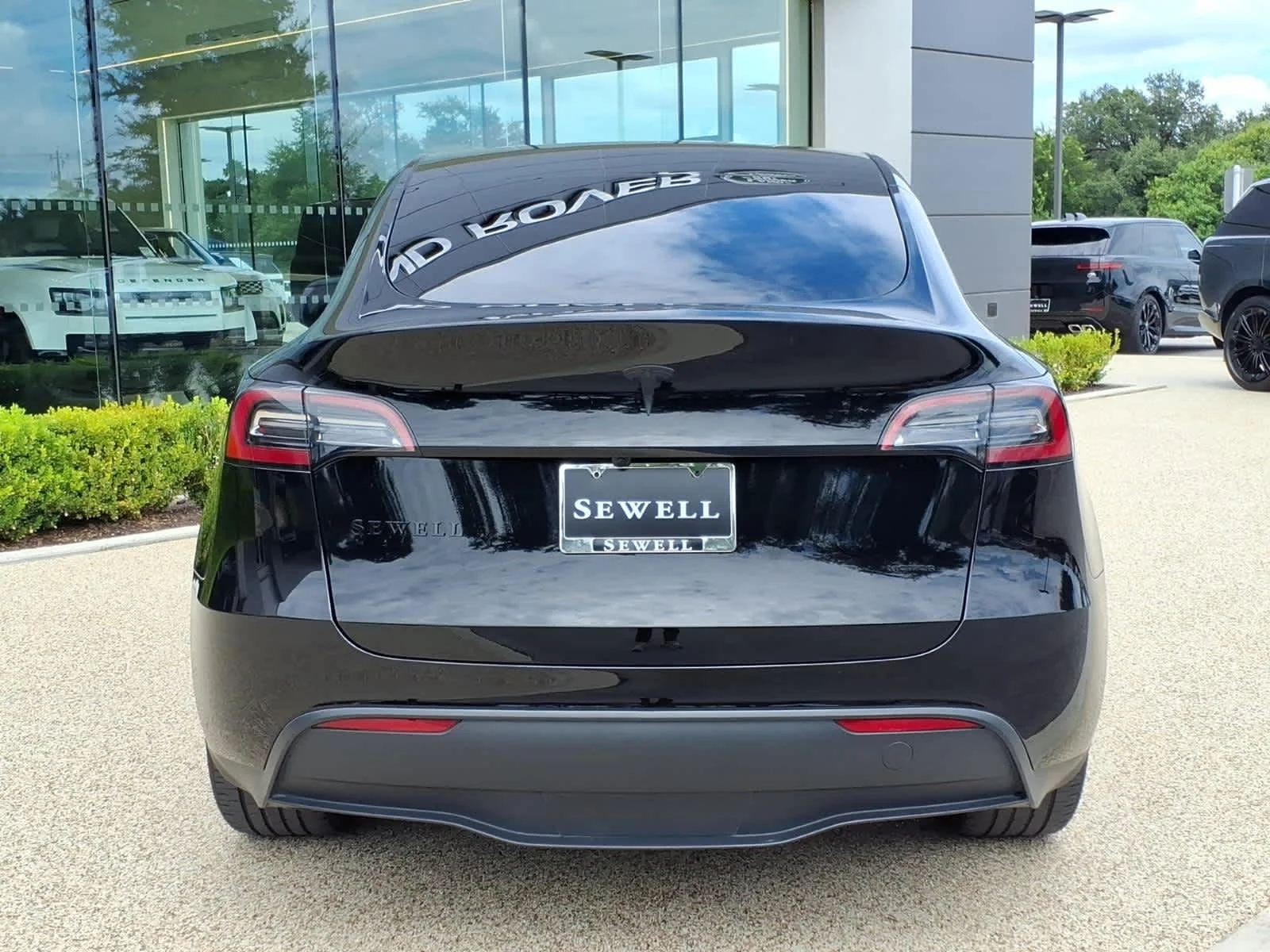Used 2023 Black Tesla  image 7