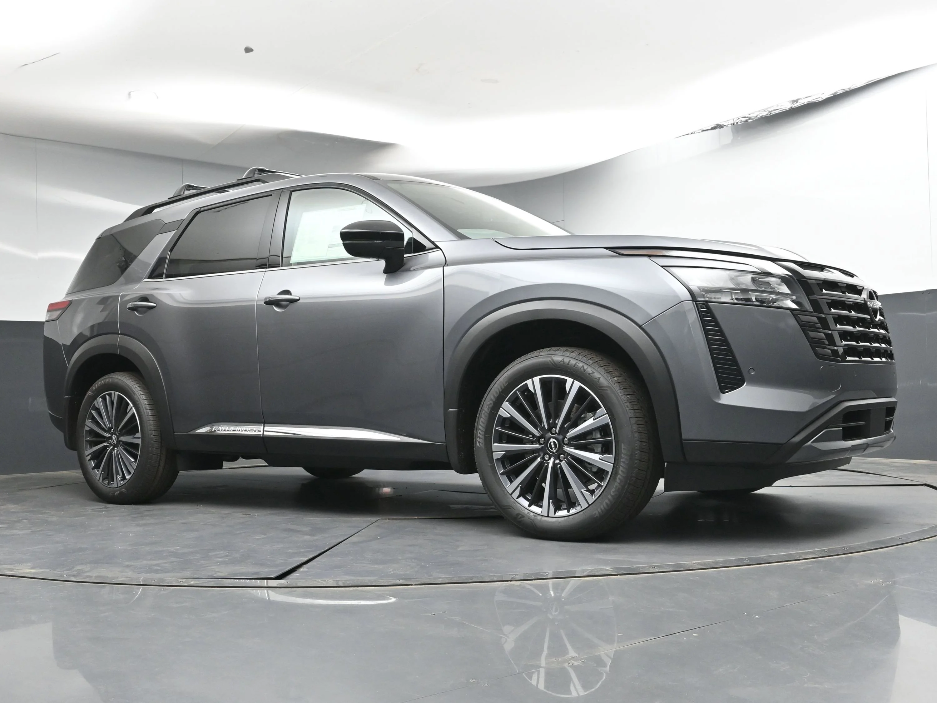 New 2026 Gun Metallic Nissan Platinum image 25
