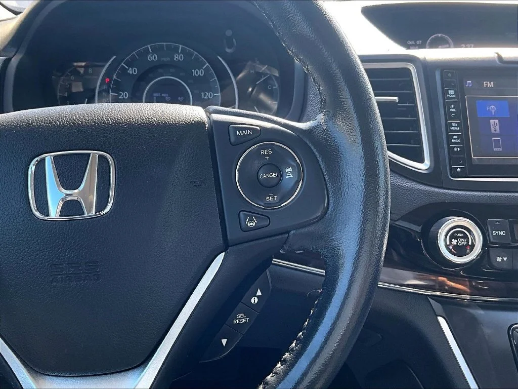 Used 2015 Black Honda Touring image 20