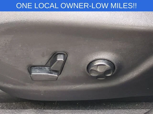 Used 2019 Blue Jeep Trailhawk image 17