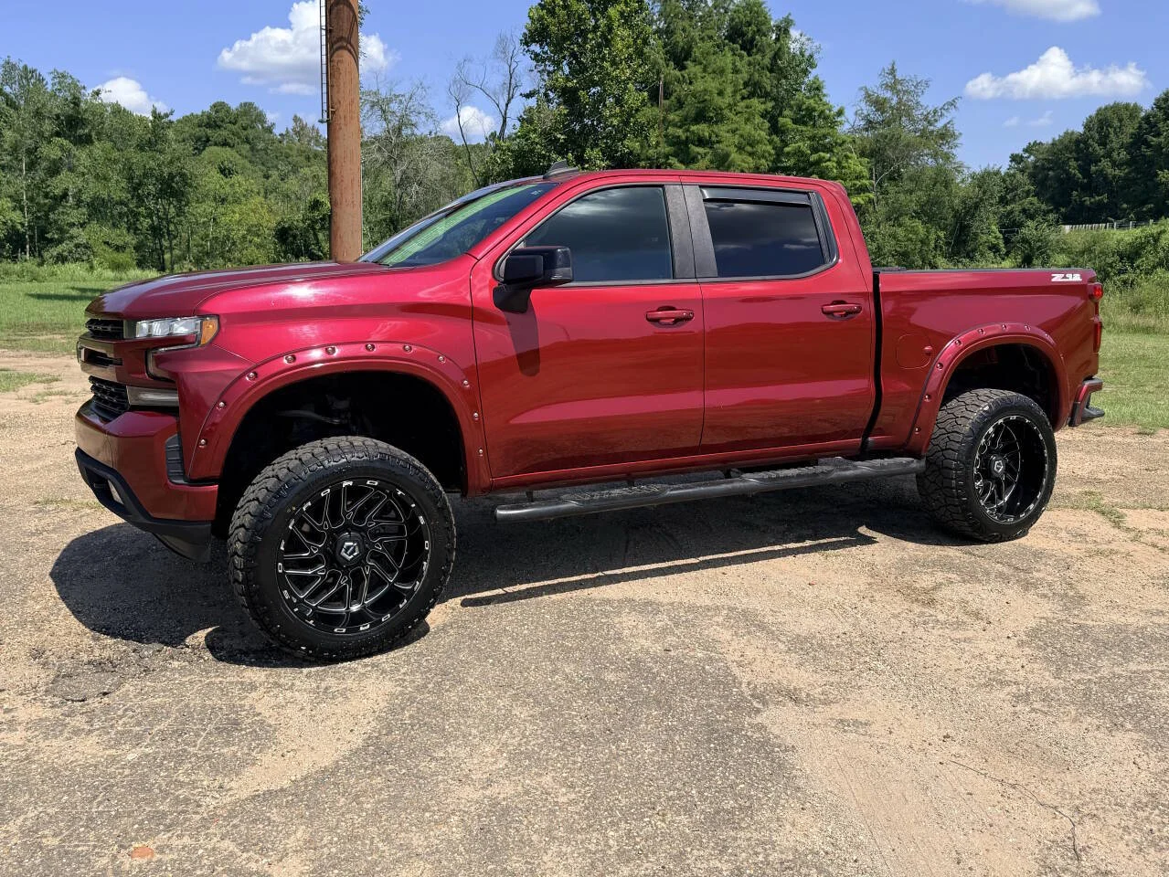 Used 2019 Maroon Chevrolet RST 4x4 4dr Crew Cab 5.8 ft. SB image 1