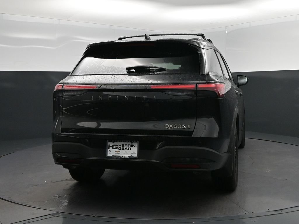 New 2027 Black INFINITI LUXE image 7