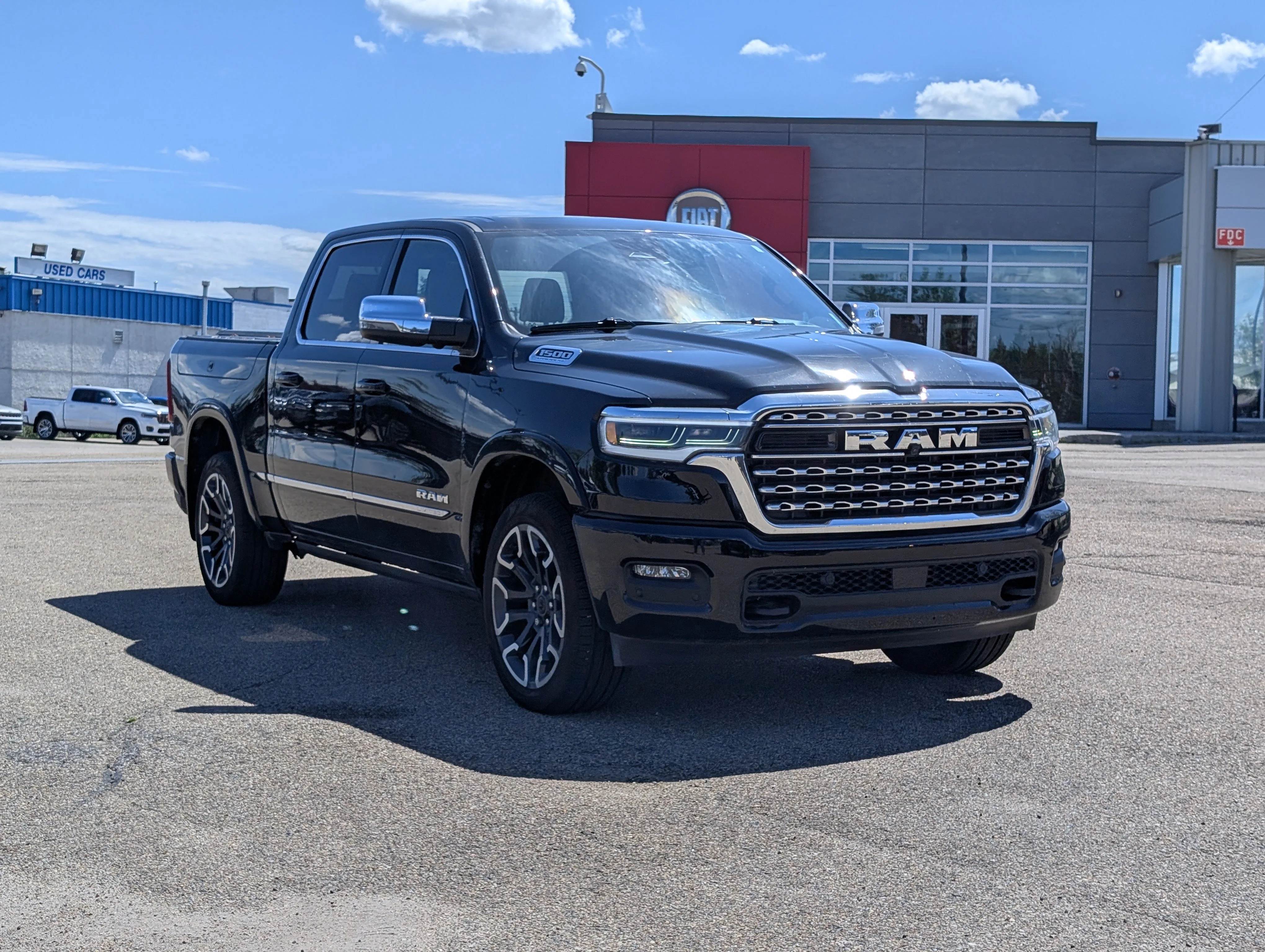 Used 2026 Diamond Black Crystal Pearl Ram Limited image 9