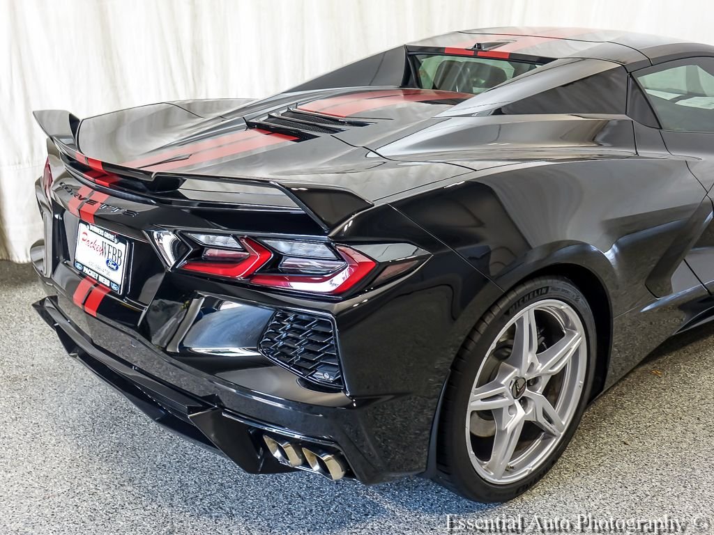 Used 2021 Black Chevrolet Stingray image 7