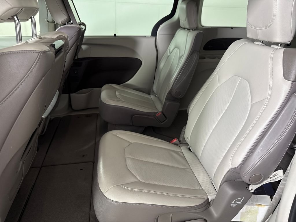 2018 Chrysler Pacifica Touring L Plus - Photo 12