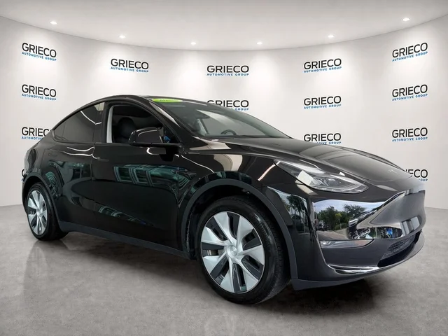 2023 Tesla Model Y Standard Range