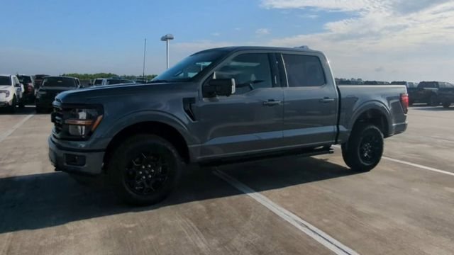 New 2026 Carbonized Gray Metallic Ford XLT image 80