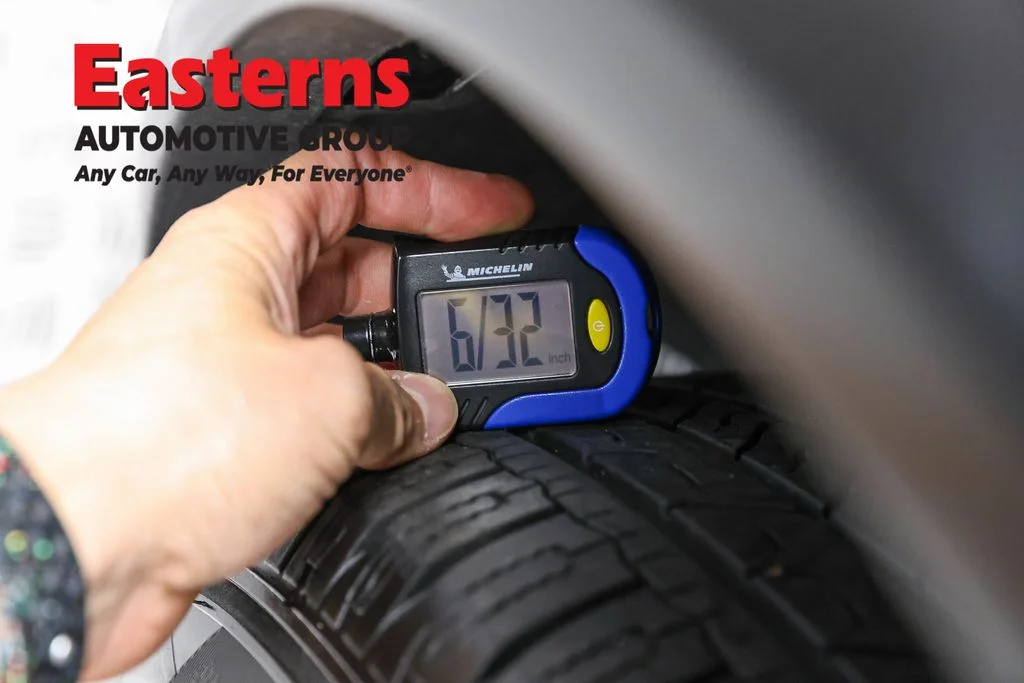 Used 2023 Black Nissan SV image 28