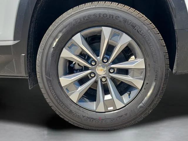 New 2026 Summit White Chevrolet LT image 7