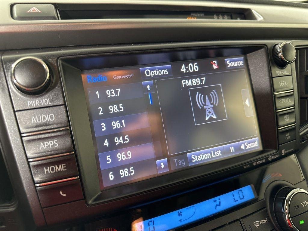 Used 2018 Aqua Toyota XLE image 17