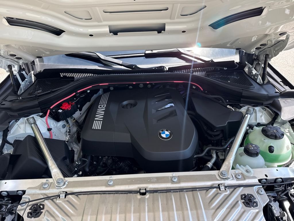 New 2026 White BMW 30 xDrive image 28