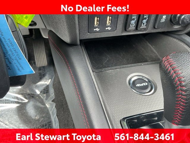 Used 2024 Black Mitsubishi 2.0 LE image 38