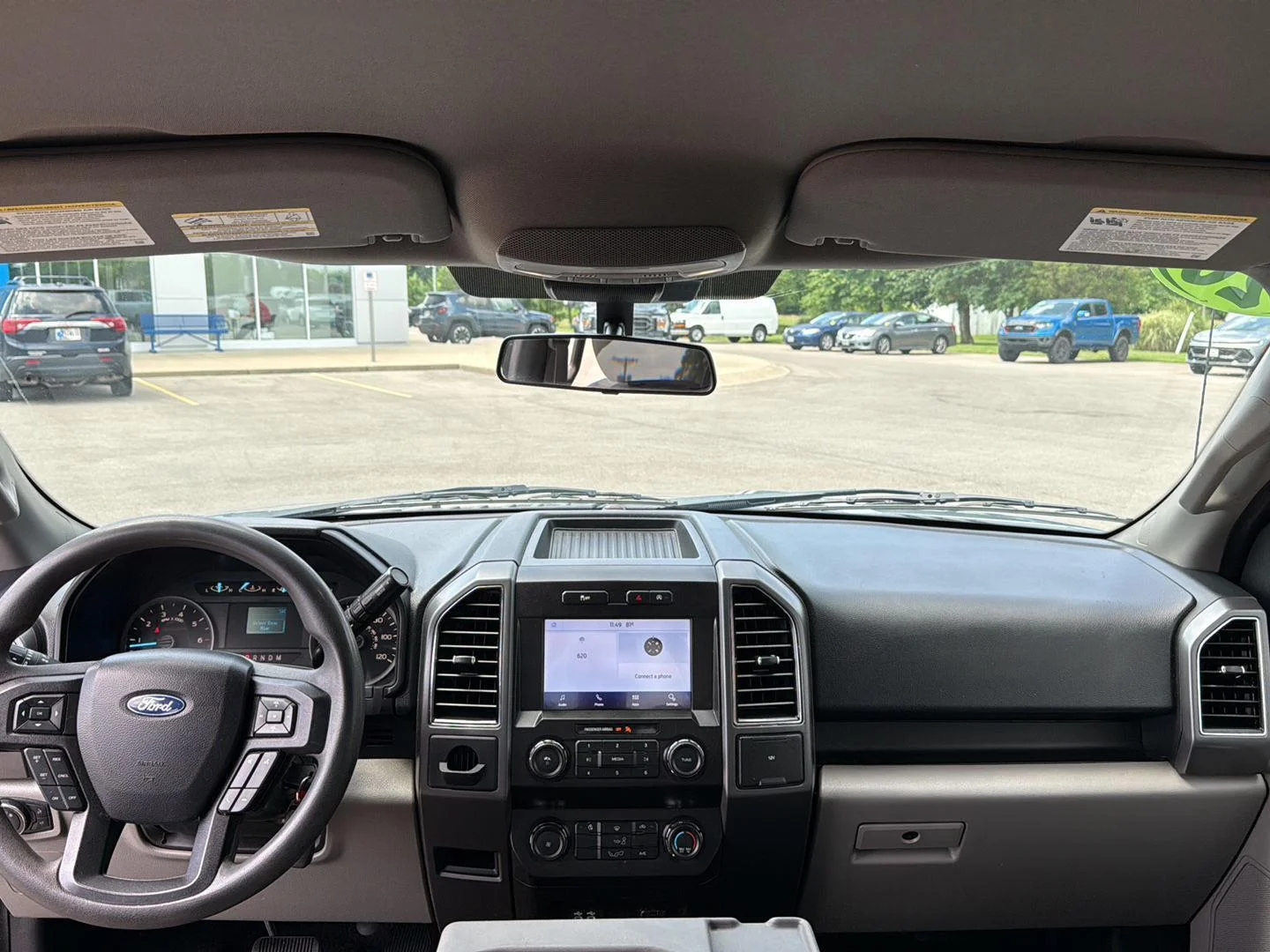 Used 2020 Iconic Silver Ford XLT image 3